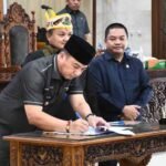 Wakil Bupati Dodo Tandatangani Nota Kesepakatan Awal RPJMD Kabupaten Kapuas 2025-2029