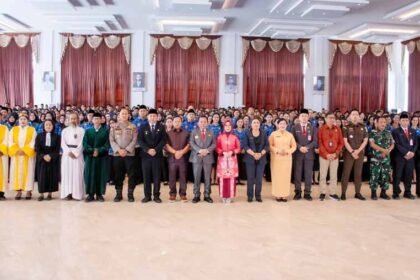 Bupati Kapuas Serahkan SK Pengangkatan ASN dan Lantik PPPK