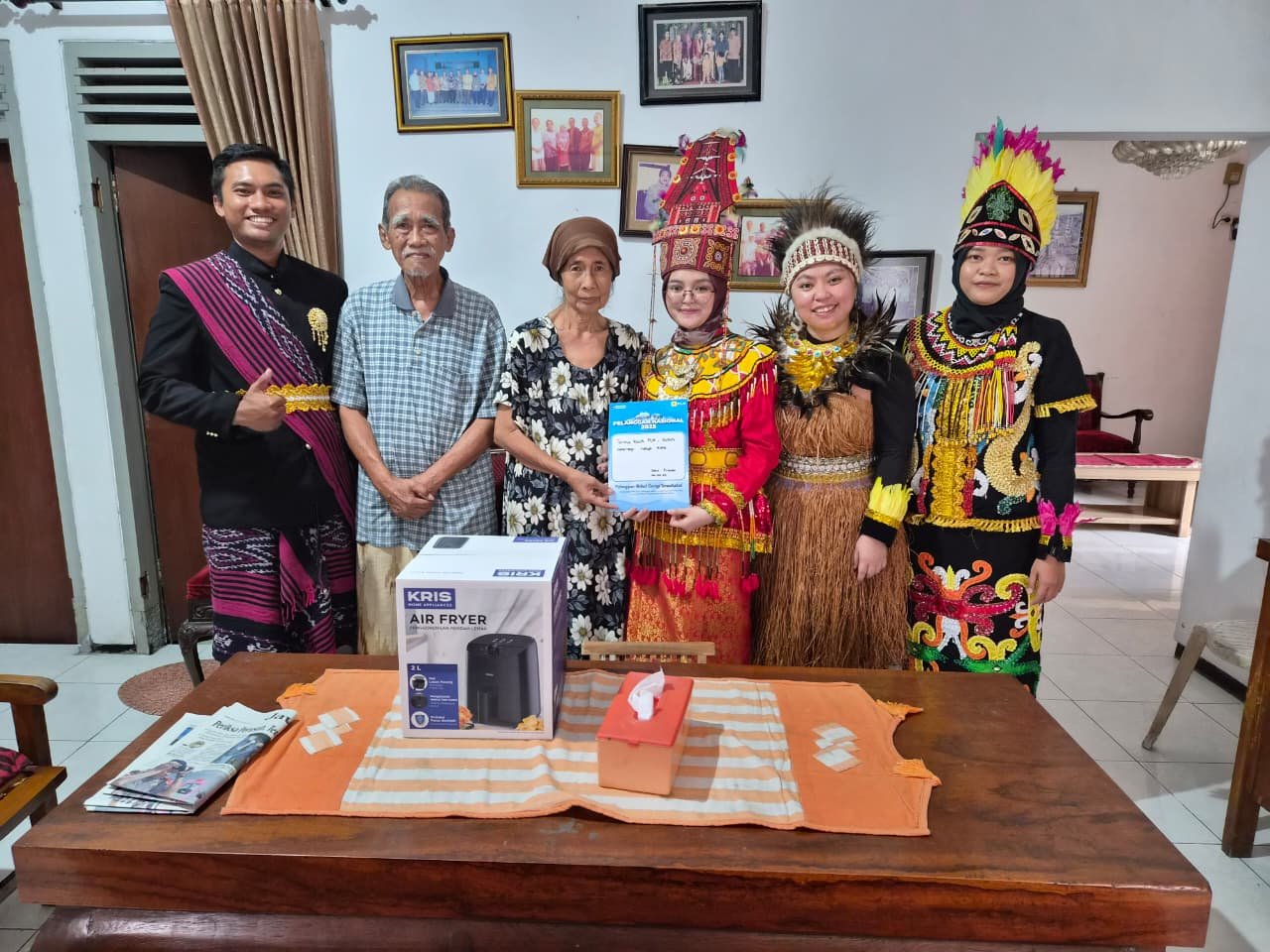 “Pelanggan Hebat Energi Bersahabat”, PLN UP3 Mojokerto Perkuat Layanan di Hari Pelanggan Nasional