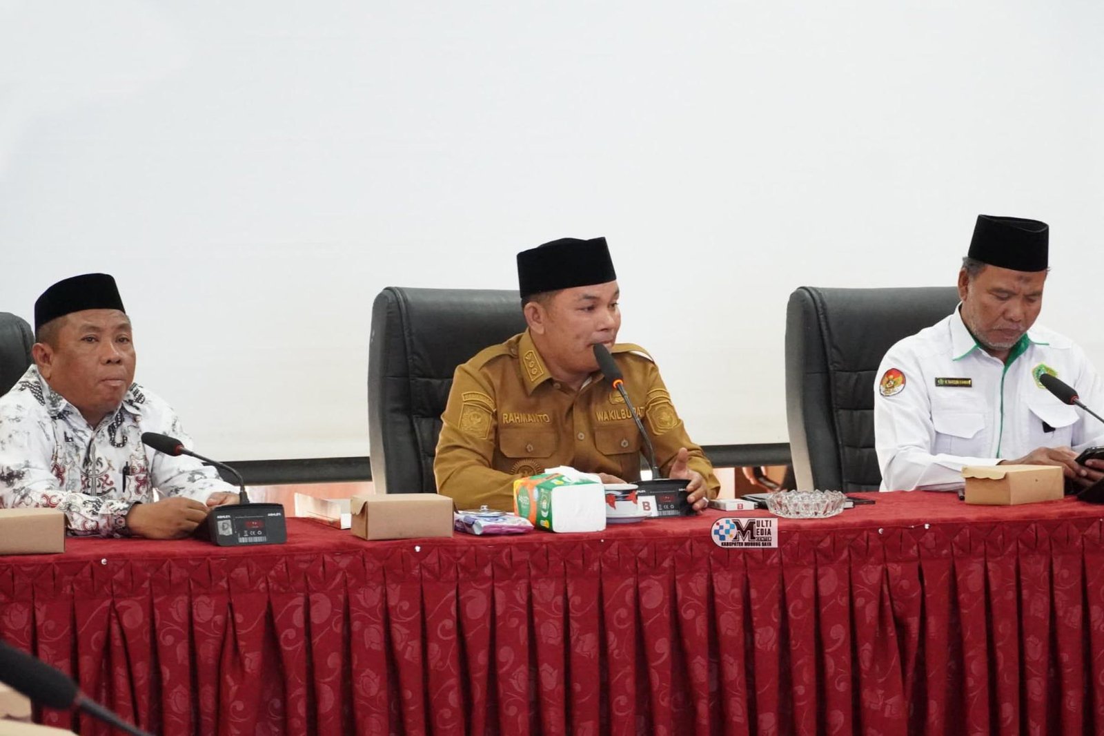 Rapat Pembentukan Badan Pengelola Masjid Agung Al-Istiqlal Puruk Cahu