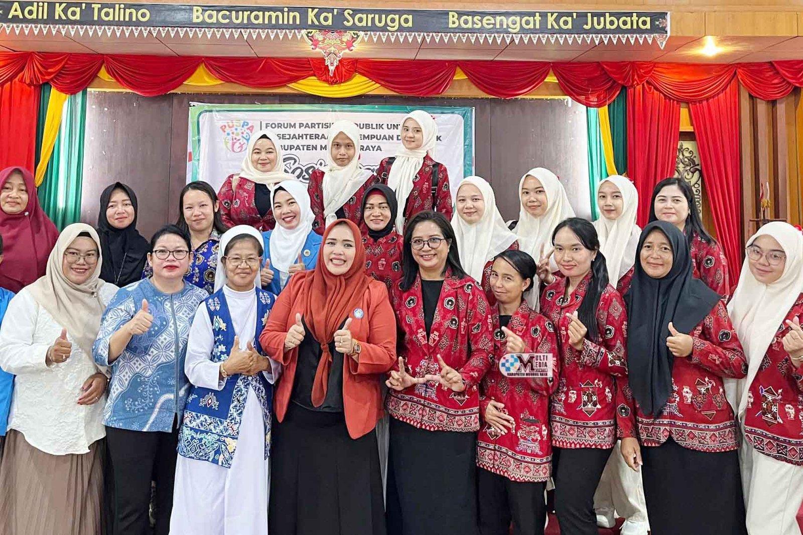 Waket I DPRD Berikan Materi pada Lomba Fashion Show Anak TK dan Senam Massal Furu TK se-Kabupaten Mura