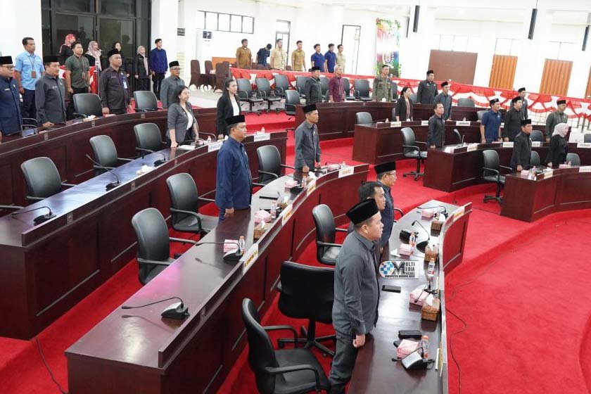 Rapat Paripurna ke-2 Masa Sidang III Tahun 2025 DPRD Murung Raya
