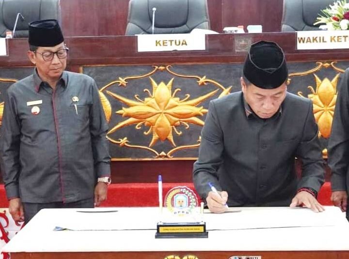 Pemkab dan DPRD Mura Setujui Raperda Pertanggungjawaban APBD 2024