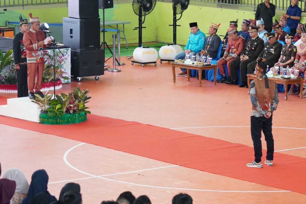 Bupati Pembina Upacara Peringatan Hari Sumpah Pemuda Ke-97 Tingkat Kabupaten Mura