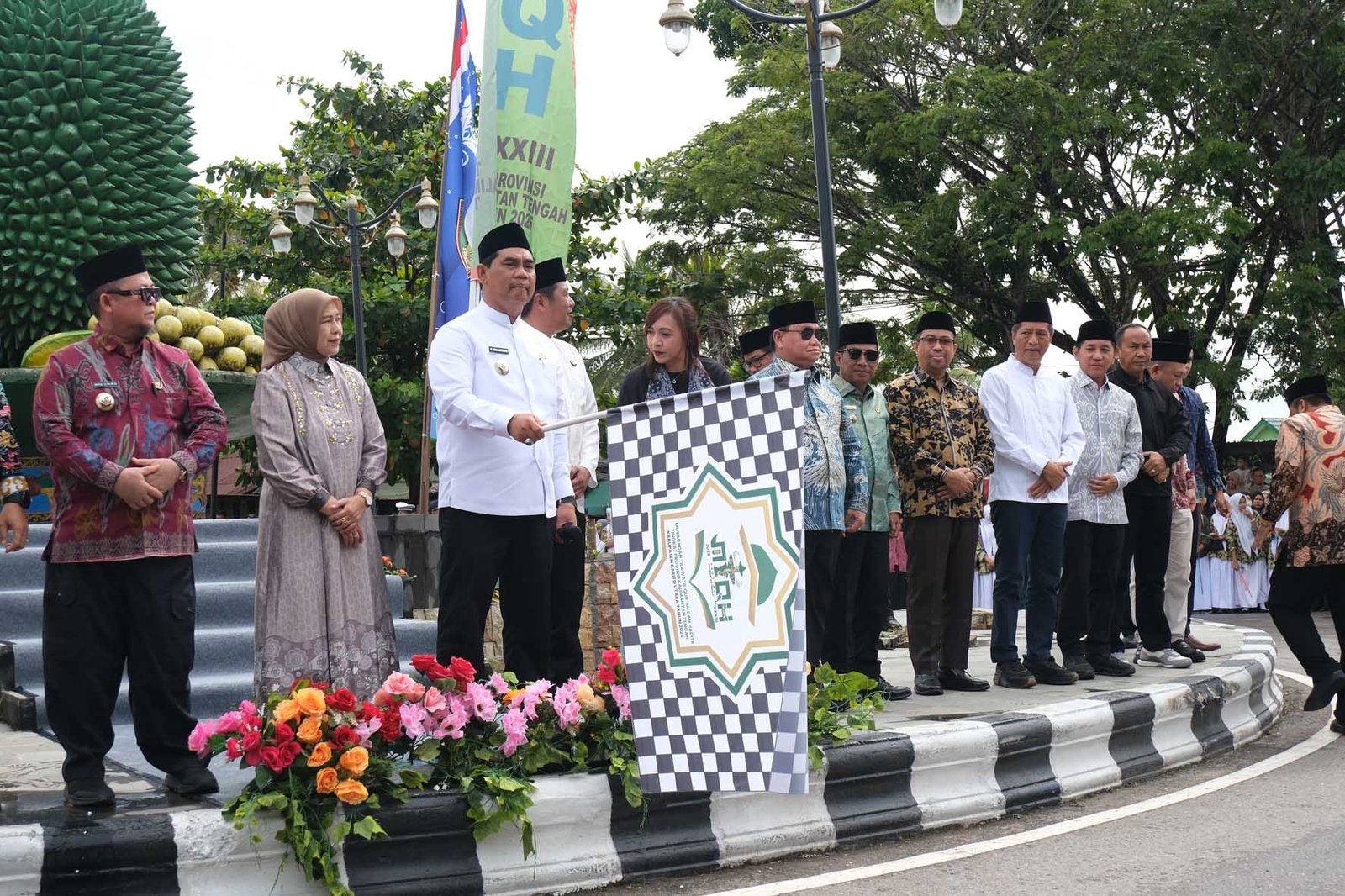 Ini Pesan Bupati Kepada Kafilah Murung Raya Saat Hadiri Pawai Taaruf MTQH XXXIII Tingkat Kalteng
