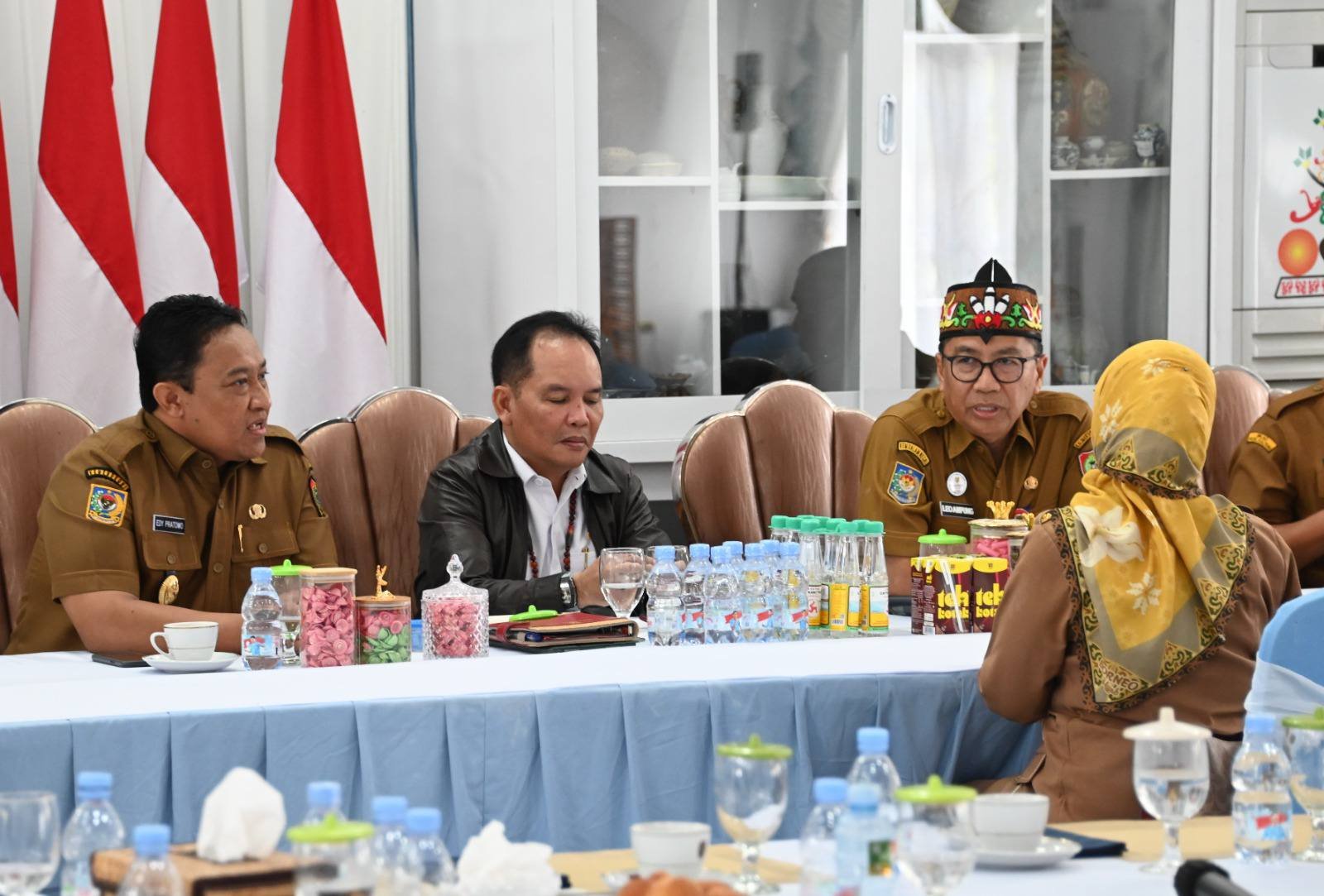 Usai Jalani Pemulihan Pasca Sakit, Gubernur Ajak Kepala OPD Fokus pada Program Prioritas