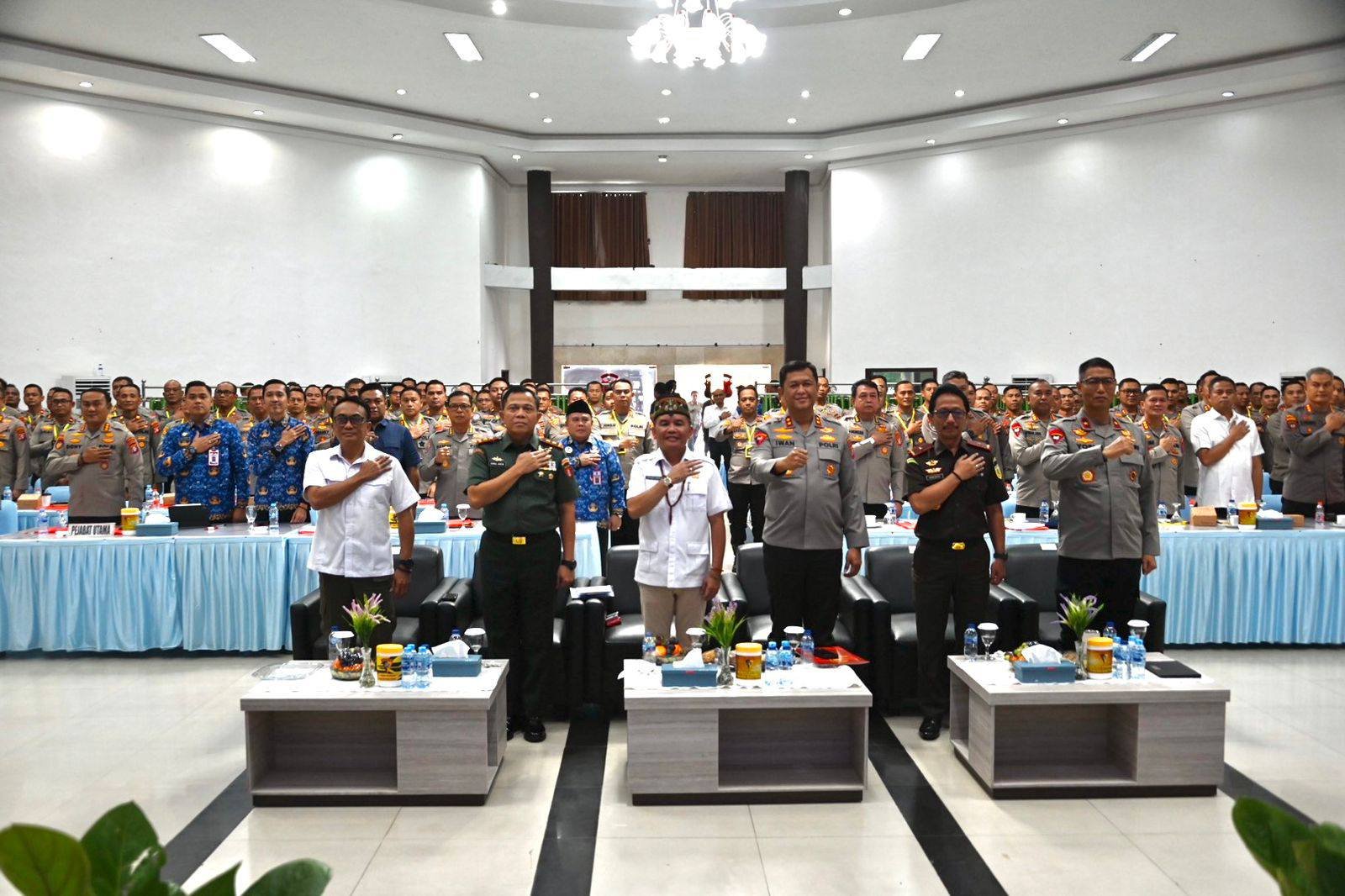 Hadiri Rapim Polda Kalteng, Gubernur Apresiasi Dedikasi dan Pengabdian Seluruh Jajaran Polda Kalteng