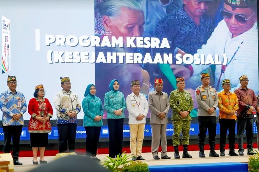 Tepat Setahun Masa Kepemimpinan, Gubernur Kalteng Lakukan Peluncuran Kartu Huma Betang Sejahtera