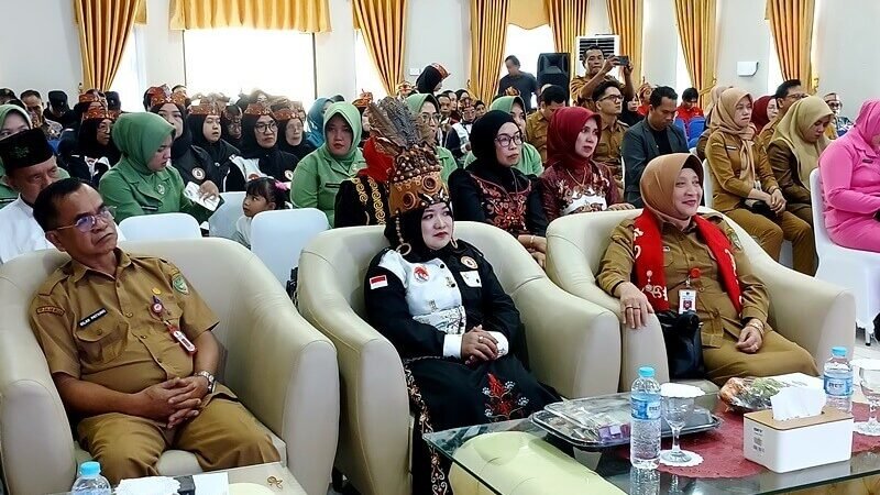 Pemkab Barut Dorong Perempuan Dayak Jadi Motor Pelestarian Budaya dan Wisata
