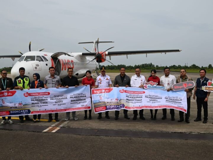 Plt. Sekda Buka Penerbangan Perdana Wings Air
