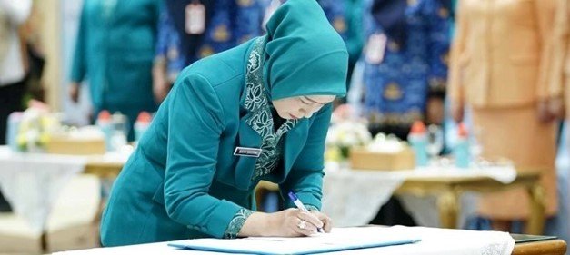 Mengabdi dengan Ketulusan untuk Masa Depan Barito Utara, Kata Hj Maya Savitri Shalahuddin Saat Dilantik