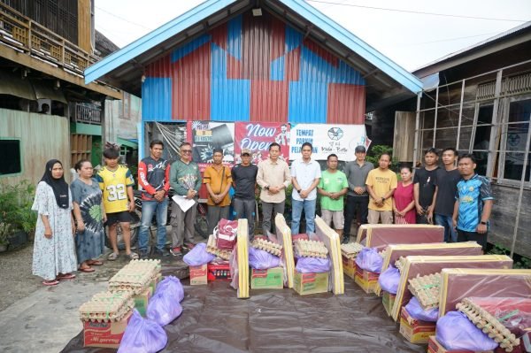 Pemkab Barut Salurkan Bantuan Bagi Korban Kebakaran