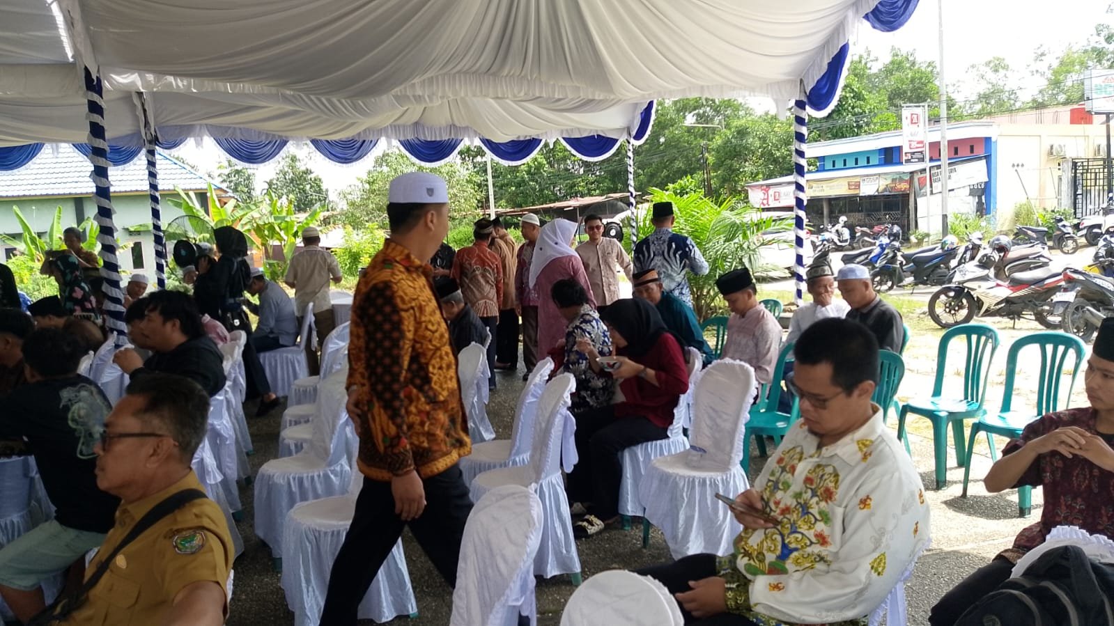 Anggota DPRD Barito Utara Hasrat Beserta Istri Gelar Tasmiyah dan Aqiqah Cucu Per-tamanya