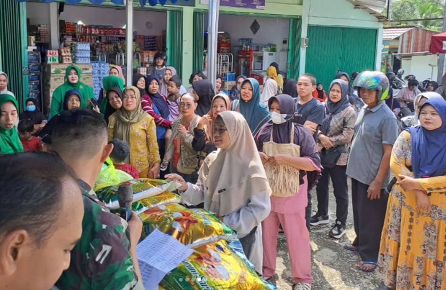 Jelang Idul Fitri, Kodim 1013/Mtw Bekerjasama dengan Bulog dan Disdagrin Barut Gelar Bazar Ramadhan
