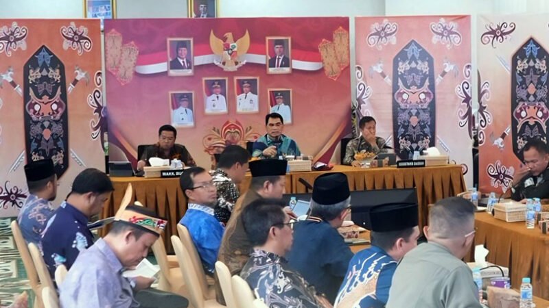 Bupati Barito Utara Pimpin Rapat Koordinasi Pengendalian dan Evaluasi Pembangunan