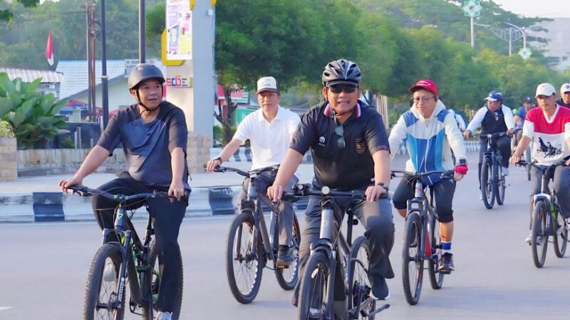 Bupati Barito Utara Pimpin Gowes Santai dan Senam Pagi