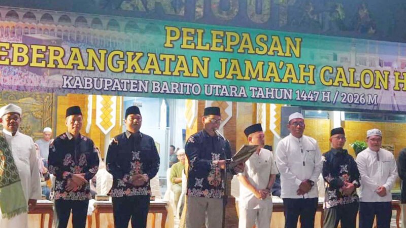 Jemaah Haji Kloter 7 Barito Utara Dilepas Bupati H. Shalahuddin