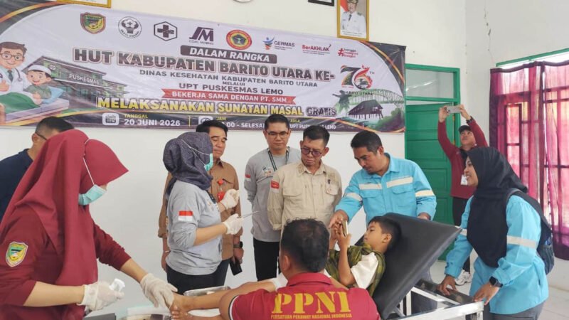 Kadis Kesehatan Barito Utara Hadiri Sunatan Massal di Kecamatan Teweh Tengah