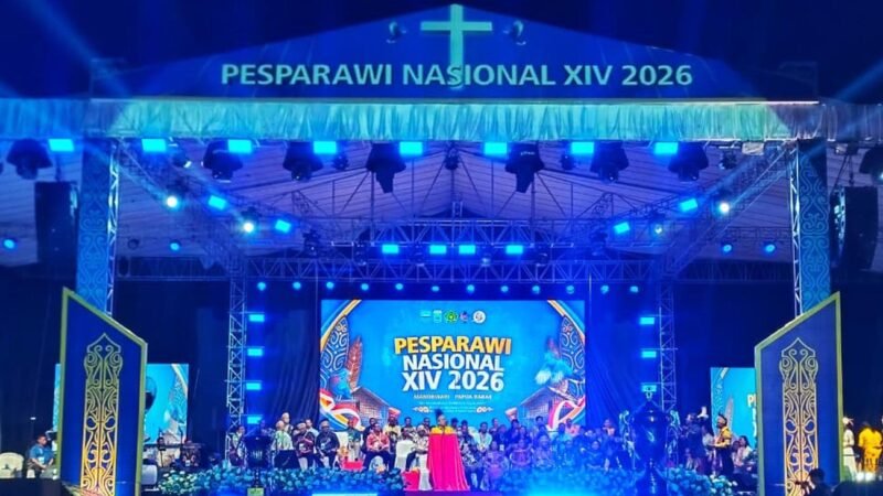 Menag RI Tutup Pesparawi Nasional XIV di Papua Barat, Kontingen Kalteng Sabet 11 Emas dan 1 Perak