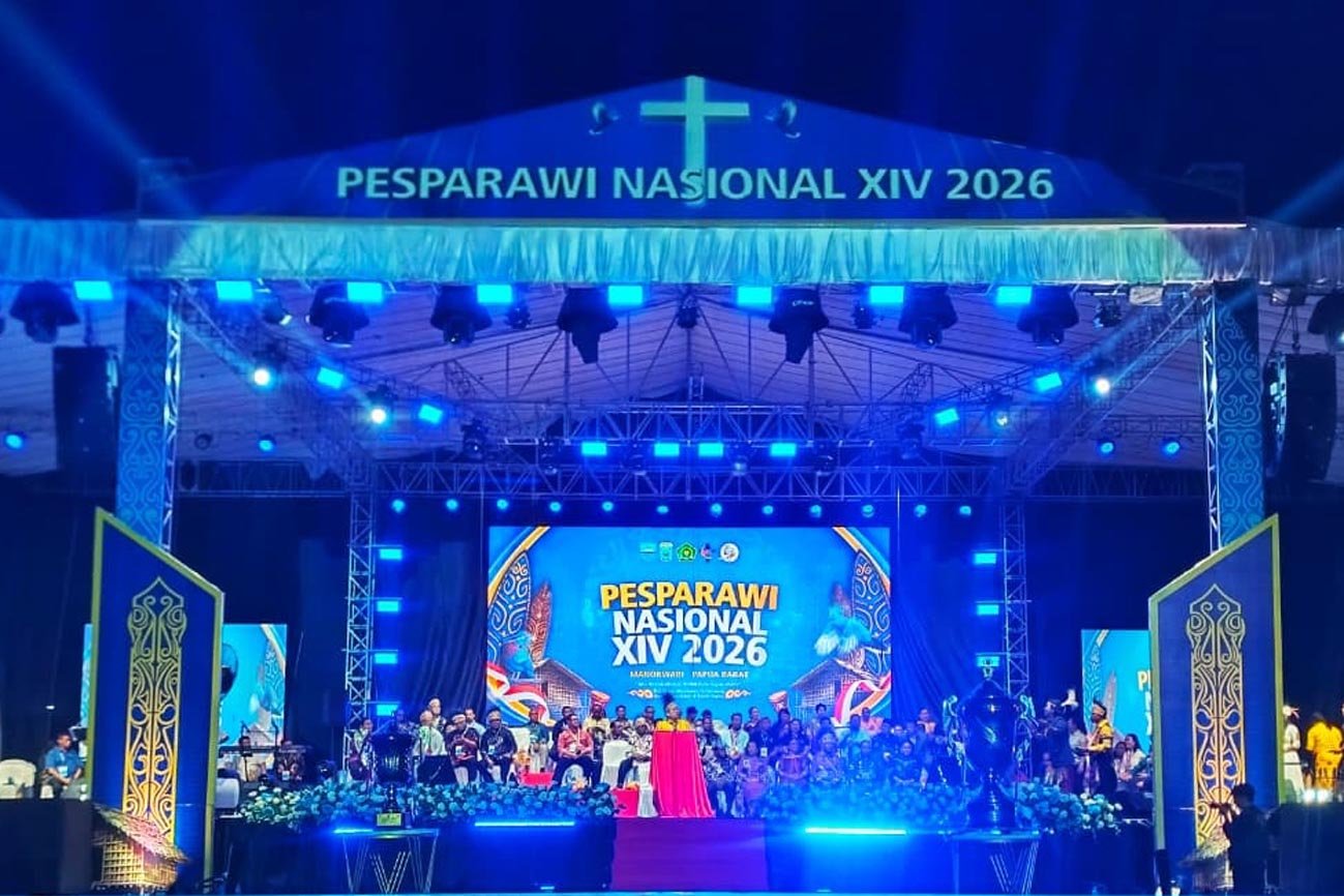 Menag RI Tutup Pesparawi Nasional XIV di Papua Barat, Kontingen Kalteng Sabet 11 Emas dan 1 Perak