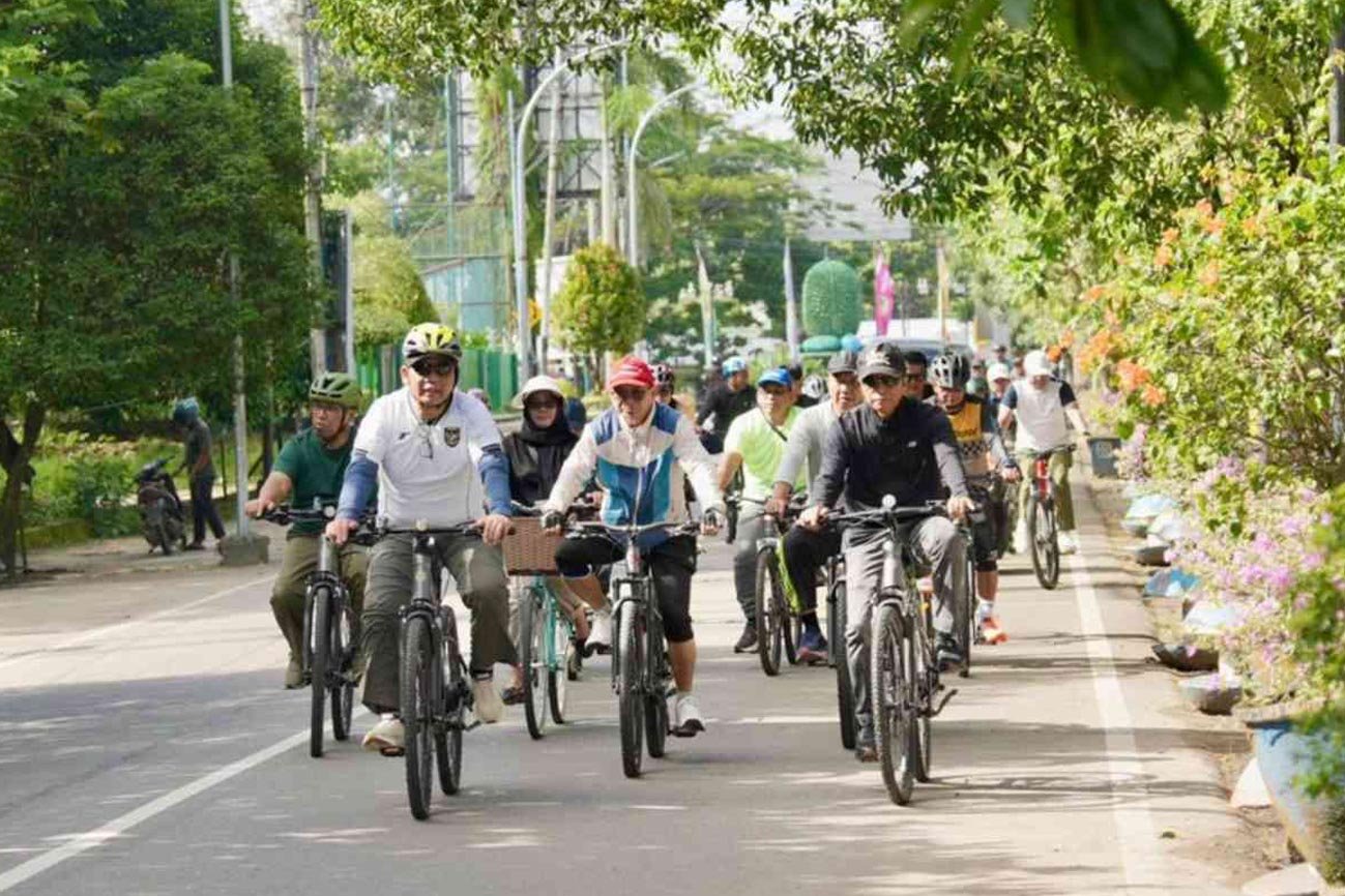 Bupati Barut Gowes Bersama Jajaran dan Sempatkan Tinjau Lokasi Batara Expo 2026