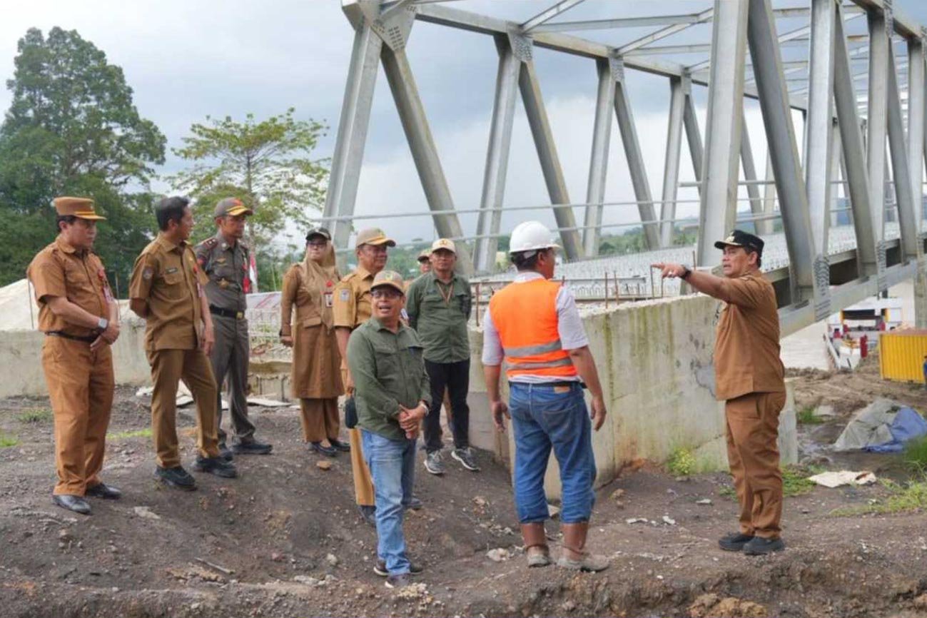 Bupati Barito Utara Tinjau 5 Lokasi Strategis, Pastikan Pelayanan Vital Berjalan Dengan Baik