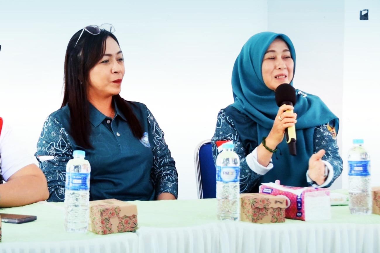Kunjungi Pengrajin di Desa Tambaba, Ketua TP PKK Barito Utara : Kerajinan Anyaman Rotan Miliki Nilai Budaya dan Ekonomi