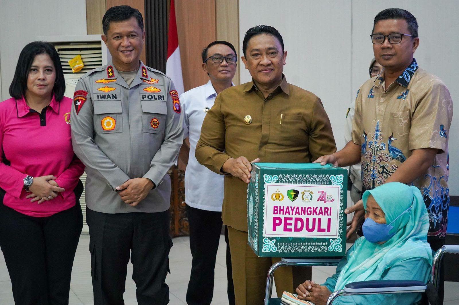 Wagub Edy Pratowo Hadiri Bakti Kesehatan Polda Kalteng Peringati Hari Bhayangkara ke-80