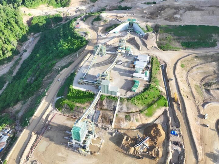 Merdeka Gold Resources Raih Dukungan Investor Global untuk  Rencana Pencatatan Saham di HKEX