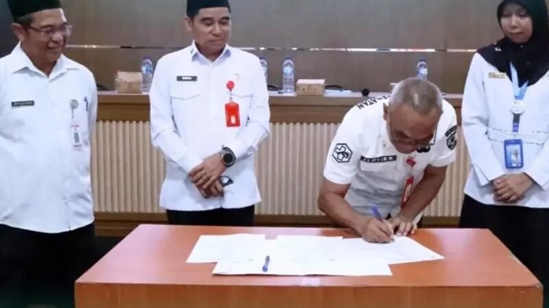 Sertijab Pejabat Tinggi Pratama, Administrator dan Pengawas Lingkup Dinkes Barito Utara