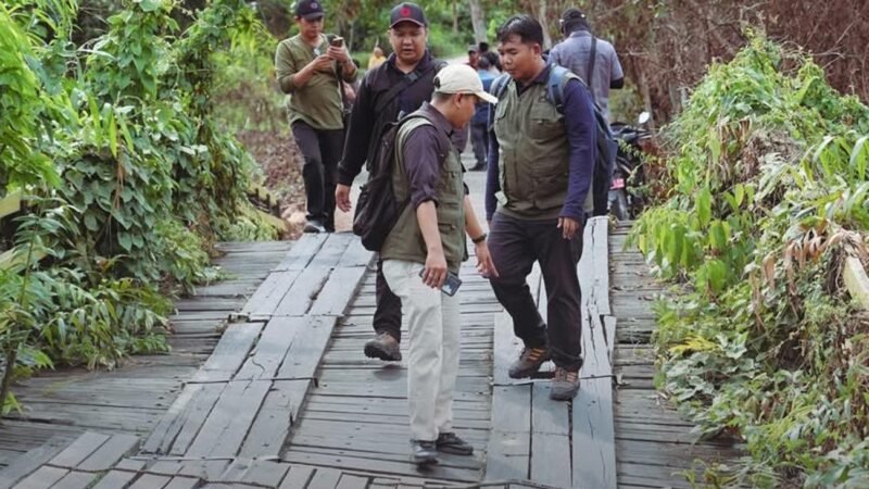 DPUPR Barito Utara Tinjau dan Rekayasa Lapangan Pembangunan Jembatan Sungai Patake I