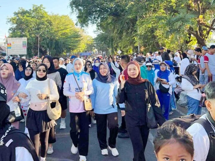 Ketua TP PKK Kalteng Ikuti Jalan Sehat dan Festival Kuliner di Makassar