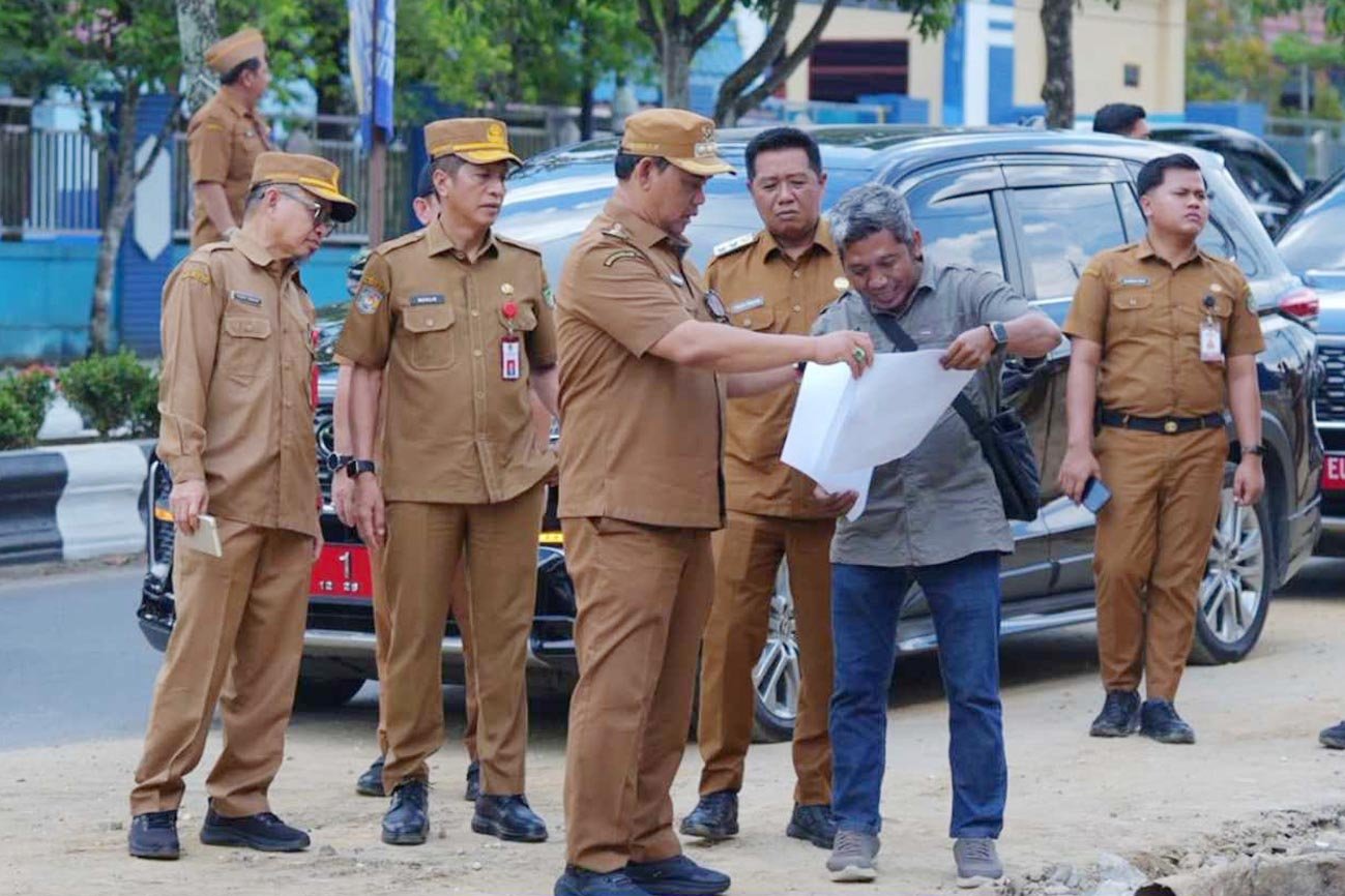 Bupati Barito Utara Tinjau Pembangunan Strategis Tekankan Percepatan Infrastruktur