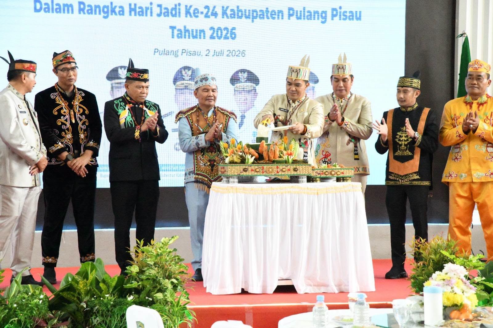 Hadiri Ramah Tamah, Gubernur : Hari Jadi ke-24 Pulang Pisau Momentum Perkuat Kebersamaan Bangun Daerah